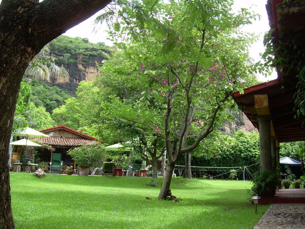 Casa Navacoyan Bed and Breakfast Malinalco Buitenkant foto